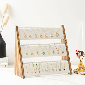 necklace display